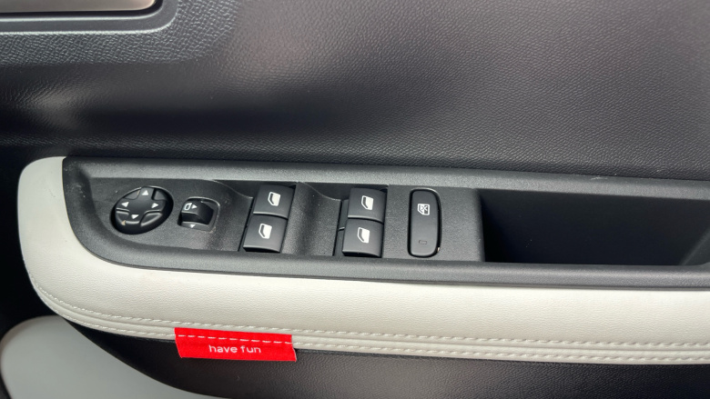 Citroen C3 1.2 Hybrid [110] Plus 5dr e-DCS6 Petrol Hatchback